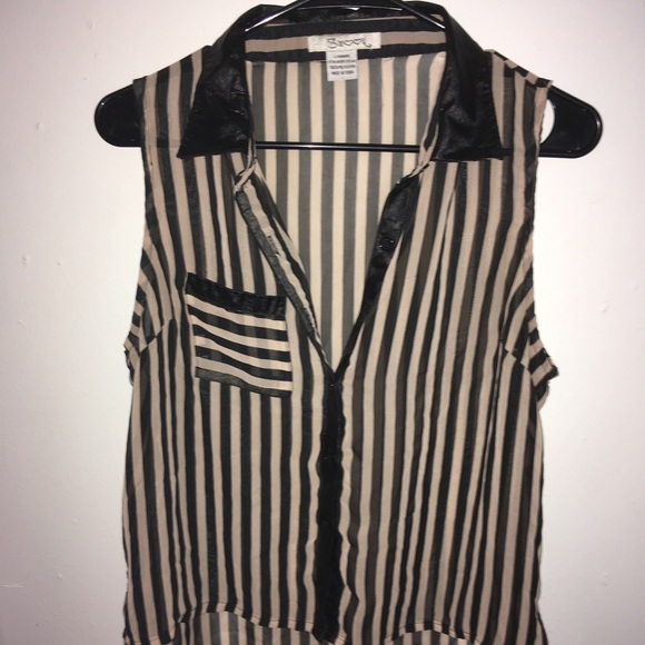 L/ BLOUSE - Picture 2 of 4